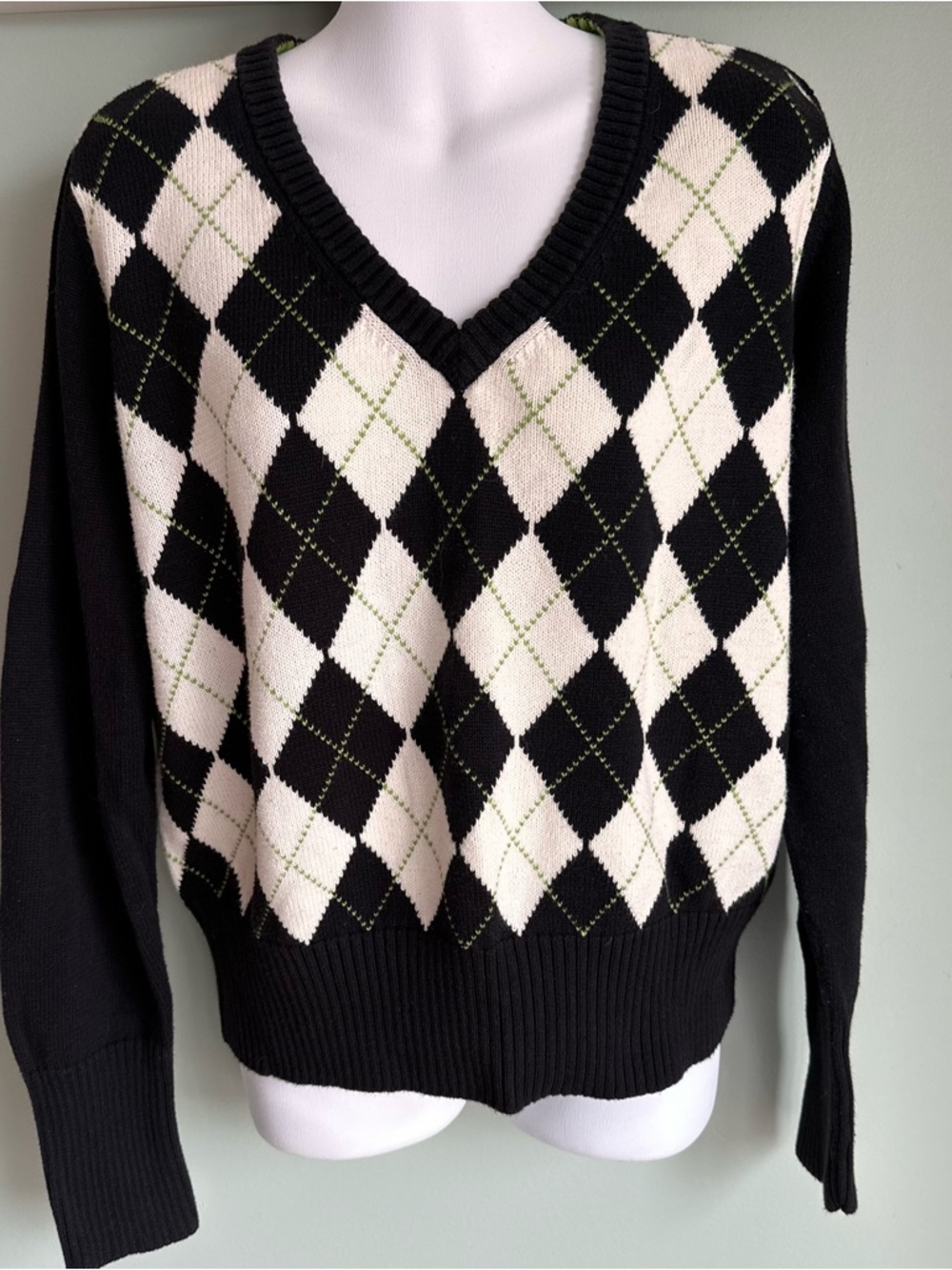 Tommy Hilfiger V-Neck Argyle Harlequin checkered Sweater Women’s X-Large